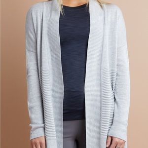 RARE RETIRED Style SAVVI SM/MD Light Gray IANA Split Back Sweater Cardigan